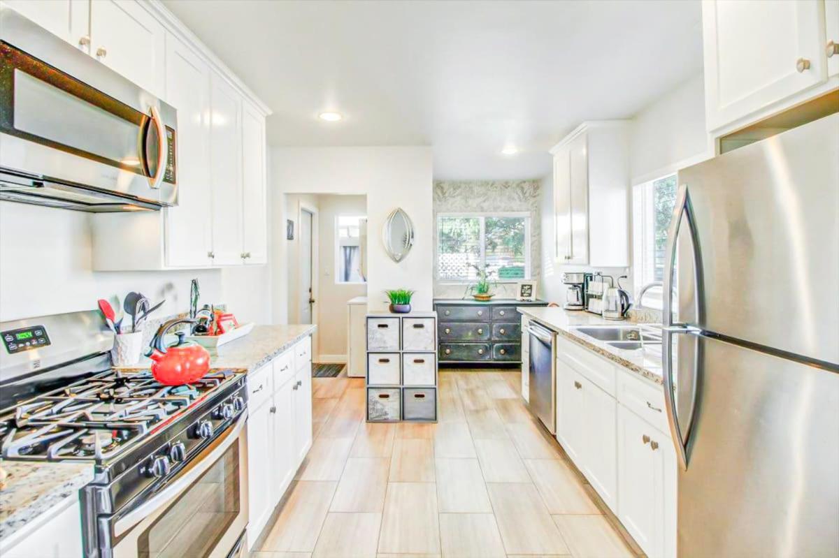 Modern 2-Bedroom Haven In The Heart Of La- Hud-Vp Los Angeles Kültér fotó